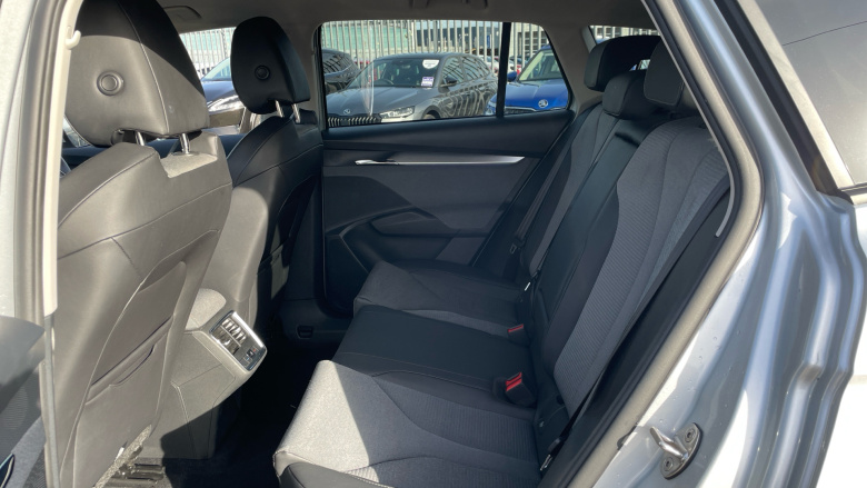 Skoda Enyaq 132kW 60 ecoSuite 62kWh 5dr Auto Electric Estate